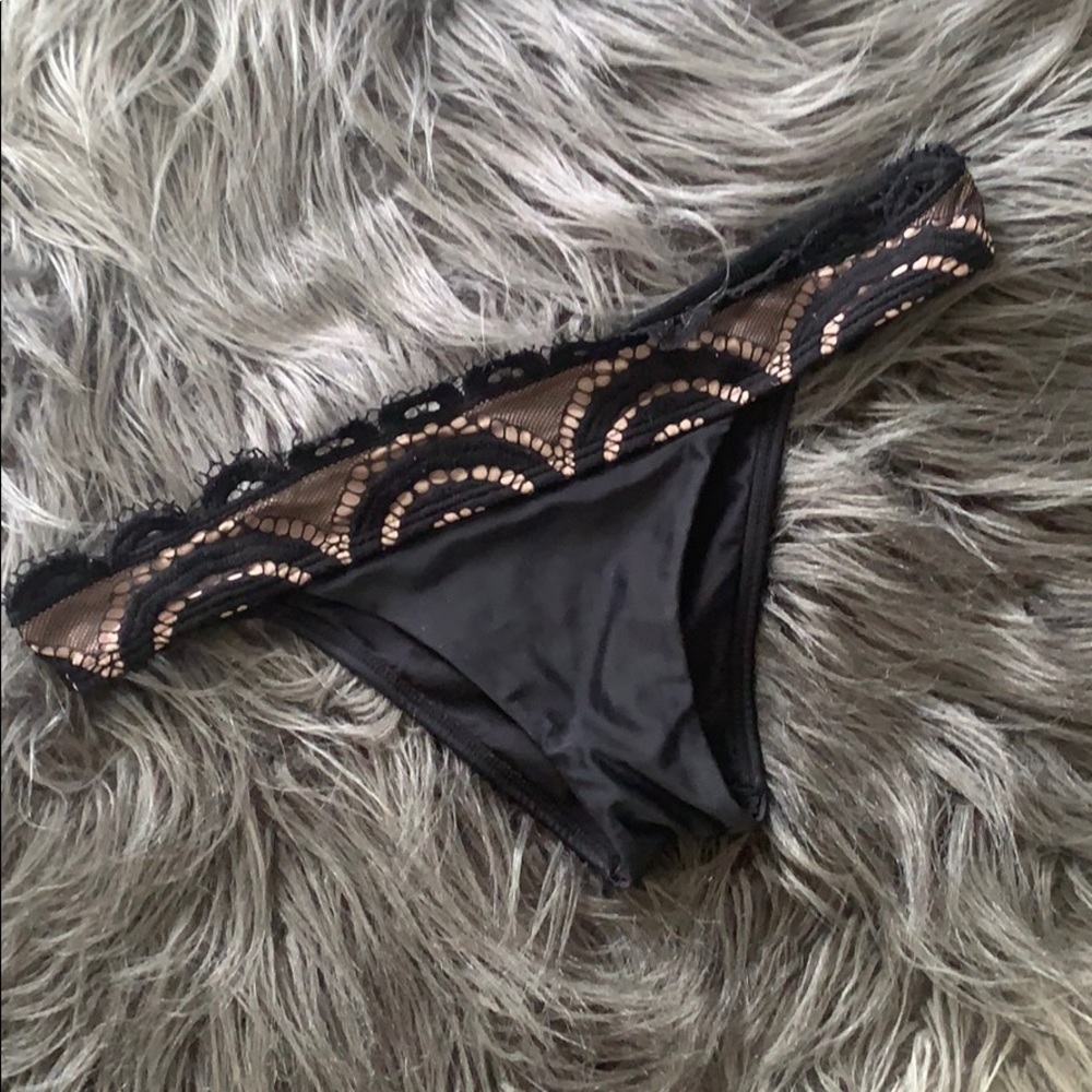 PilyQ Black Lace swim bottom Teeny cut Large
